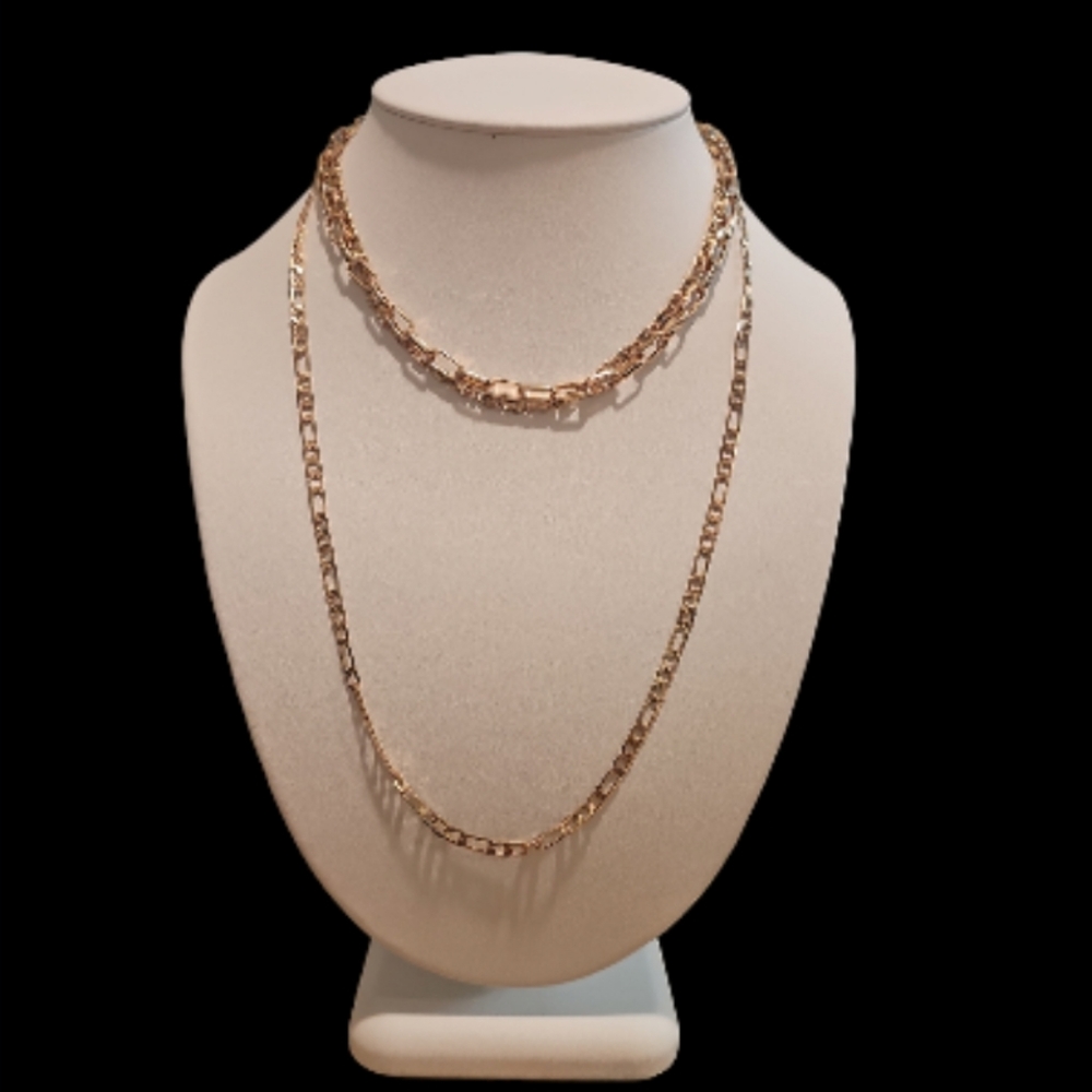 Elegant Steve Madden Gold  Tone Multi Layer Necklace. - Picture 4 of 4